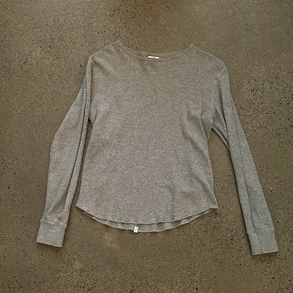 Kuwalla Waffle style long sleeve. Size M in Grey.